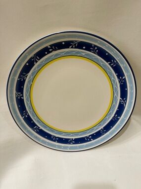 Macy’s The Cellar Blue Yellow Ceramic Dinner Plate Raised Floral Decorative Rim